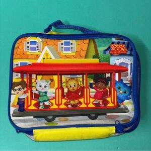 Daniel Tiger's Neighborhood- Insulated Durable Lunch Bag Box w/Mesh Pocket